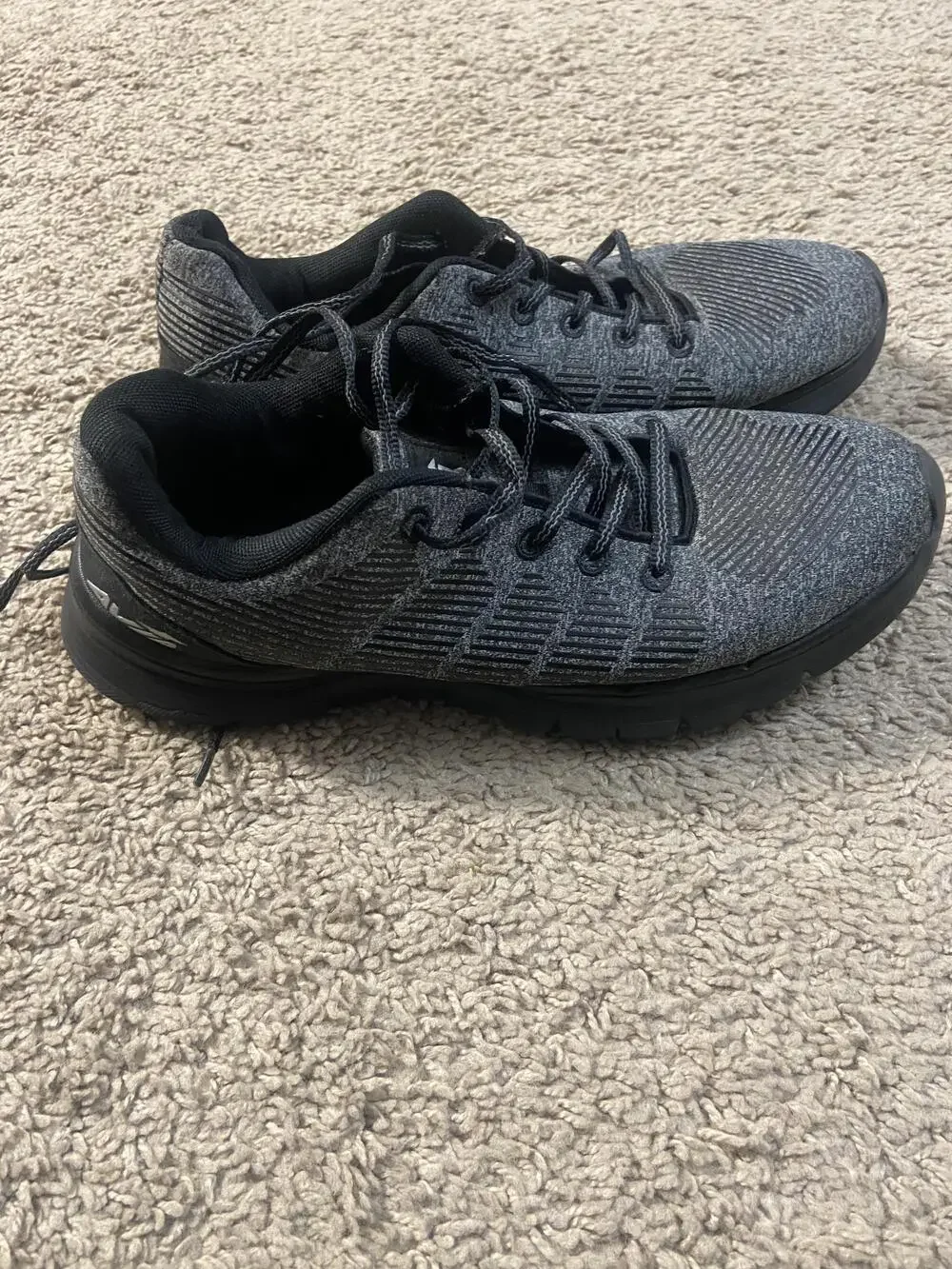 Avia AVI-RIFT Shoes Womens Size 10 Gray Knit Running Athletic Sneakers A5722WBB
